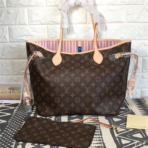 louis vuitton neverfull interior